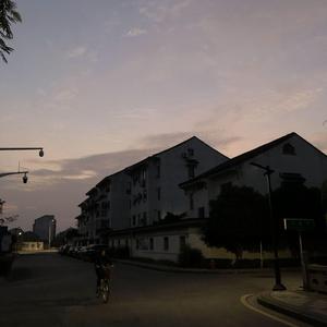 美少女光身体裸体露阴沟
