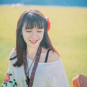 美少女光身体裸体露阴沟
